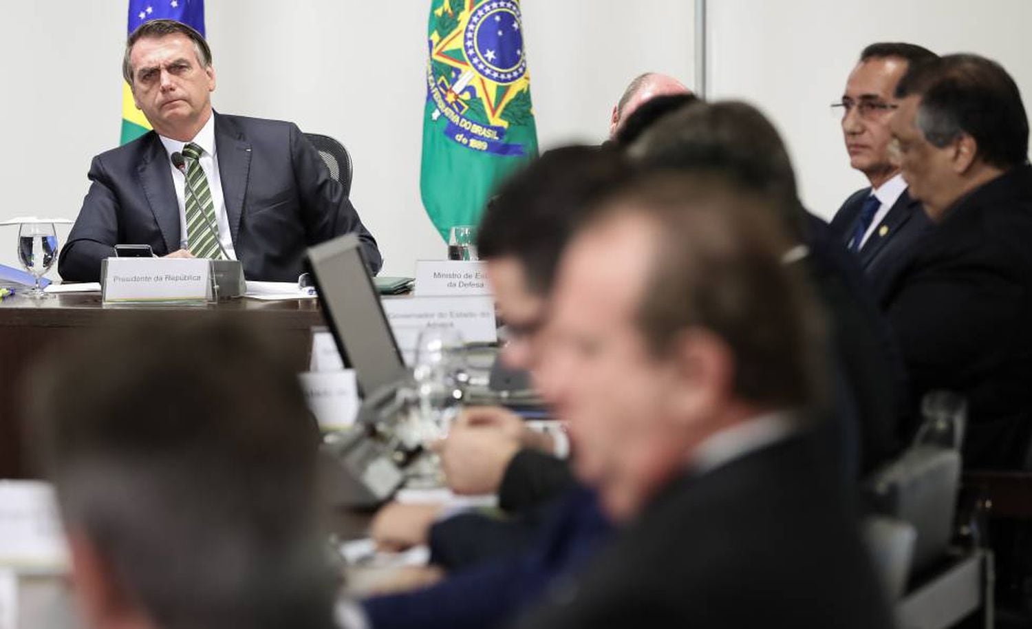 Bolsonaro durante reuniÃ£o com governadores no PalÃ¡cio do Planalto.