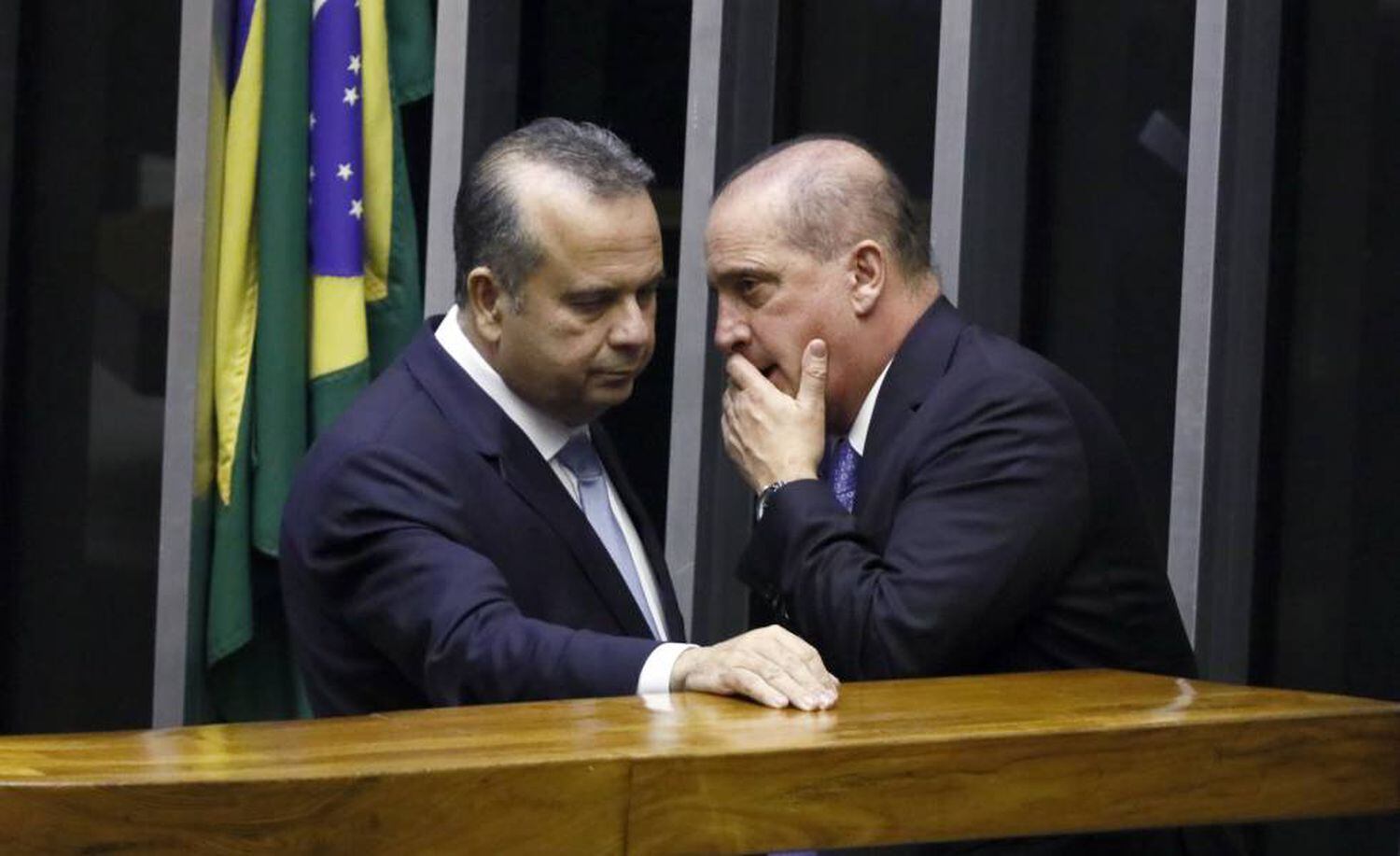 Rogério Marinho e Onyx Lorenzoni, na Câmara nesta quinta-feira.